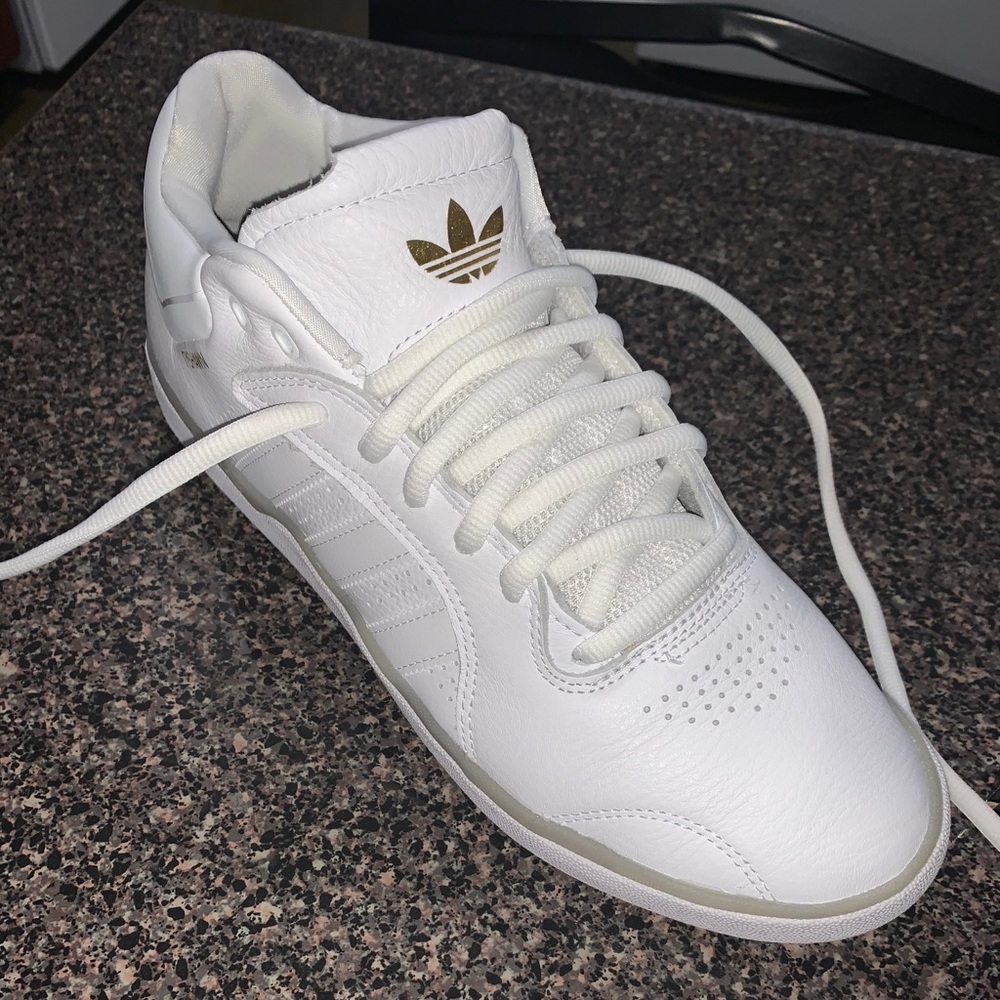 Adidas Tyshawn Jones skate/basketball shoes- Sz 11